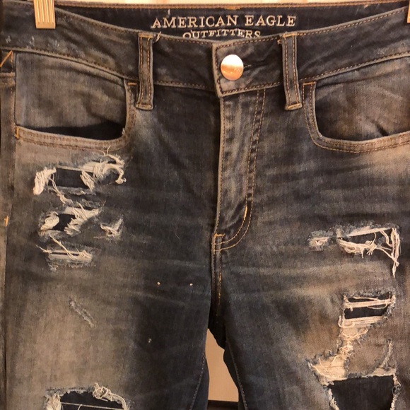American Eagle - Size 4 - Hi-Rise Jegging - Super Stretch - Distressed Dark Wash - Picture 3 of 6
